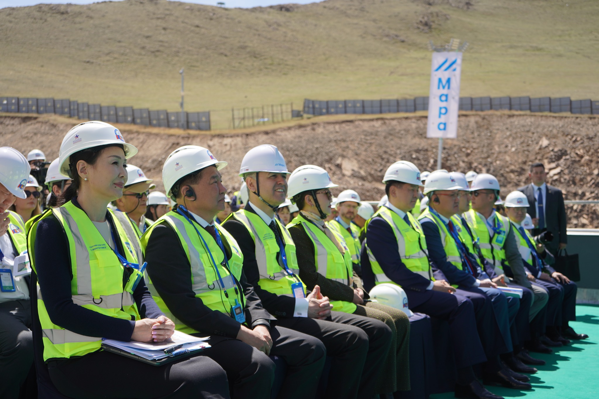 442412411 761534222796478 283241591898689012 N