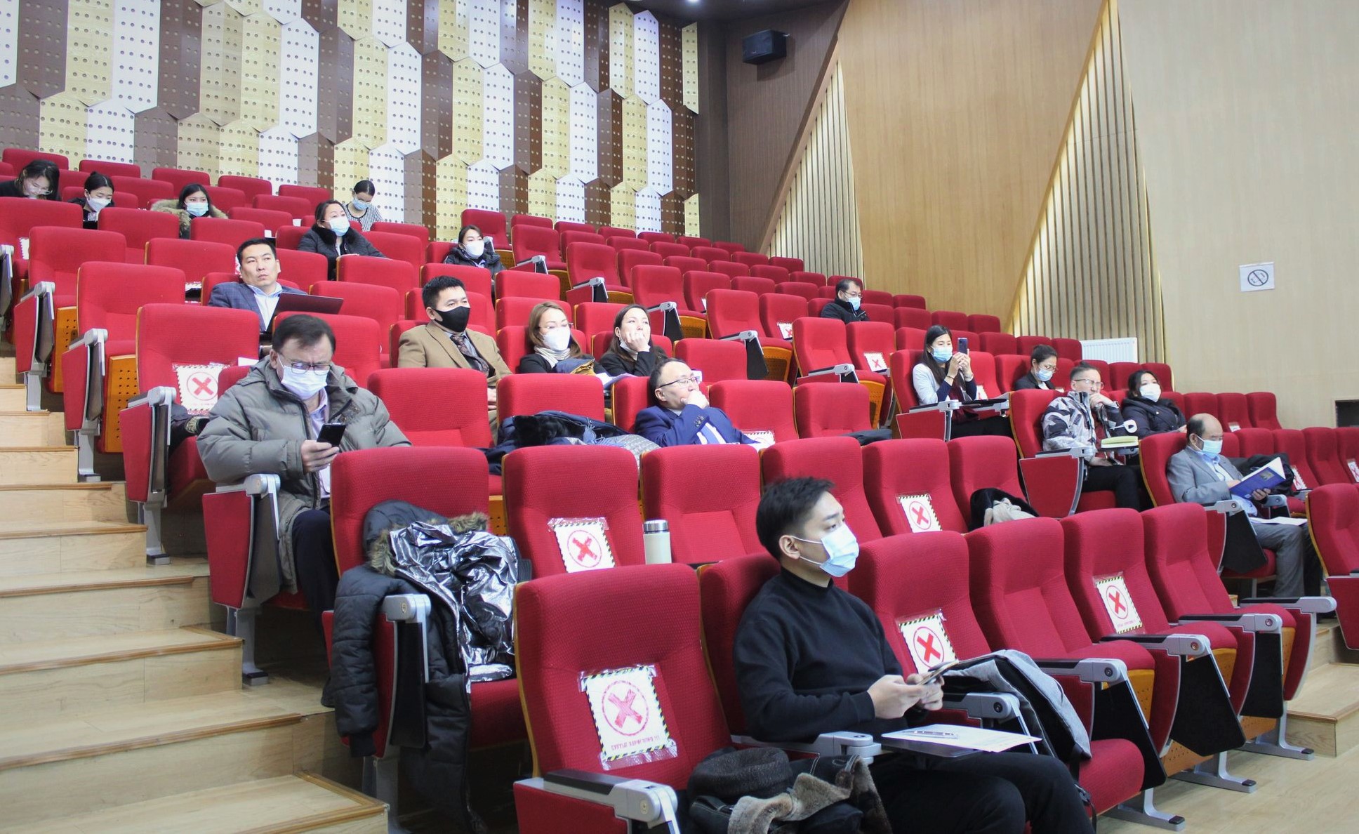 263578016 449818253520560 5560373789645875954 N